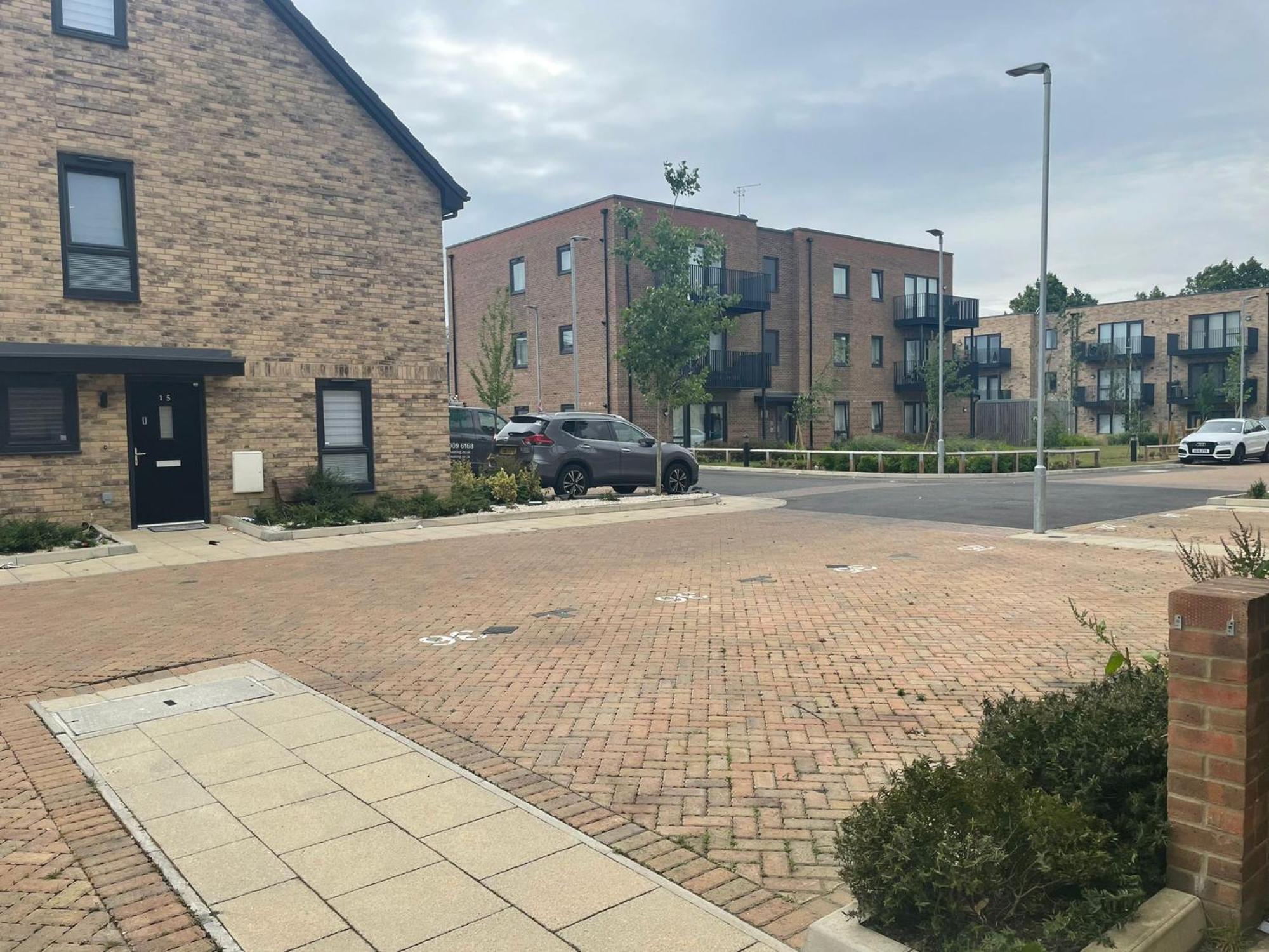 Rendezvous Lägenhet Romford Exteriör bild